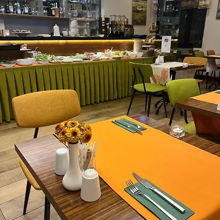 Hotel The White Orient