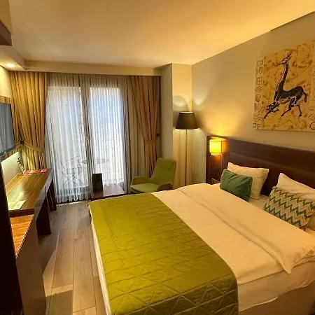 The White Orient Hotel