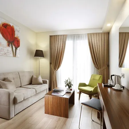 The White Orient Istanbulská provincie