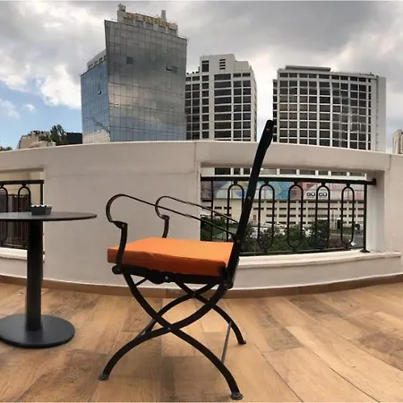 Hotel The White Orient 4*