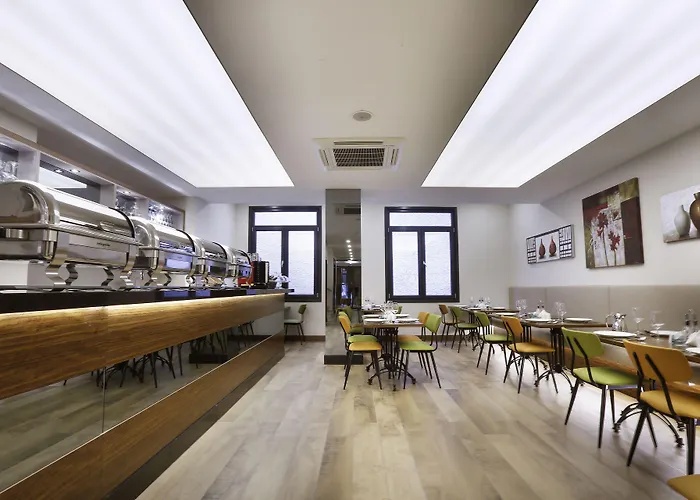 ذا وايت أورينت اسطنبول