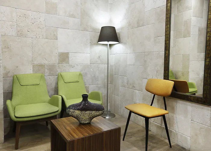 فندق ذا وايت أورينت