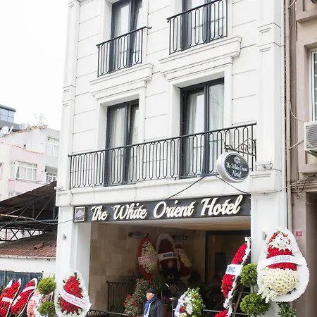 ホテル The White Orient