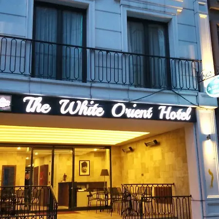 The White Orient ホテル 4*
