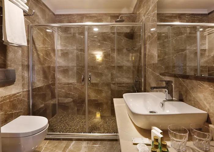 ホテル The White Orient