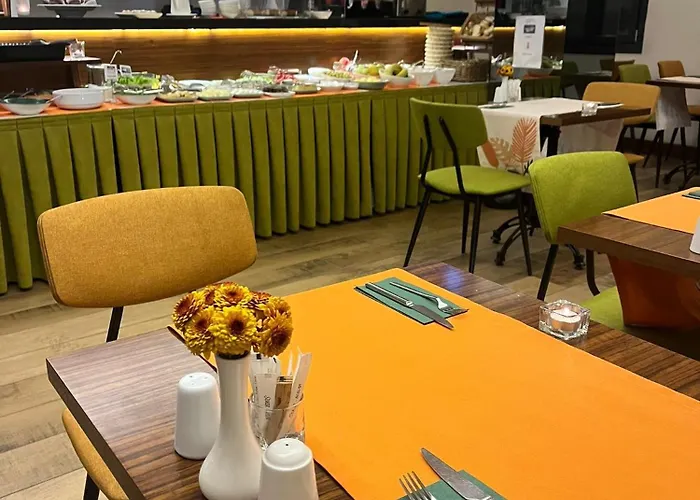 ホテル The White Orient