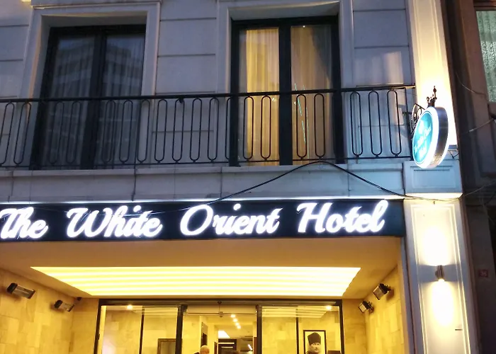 The White Orient ホテル 4*